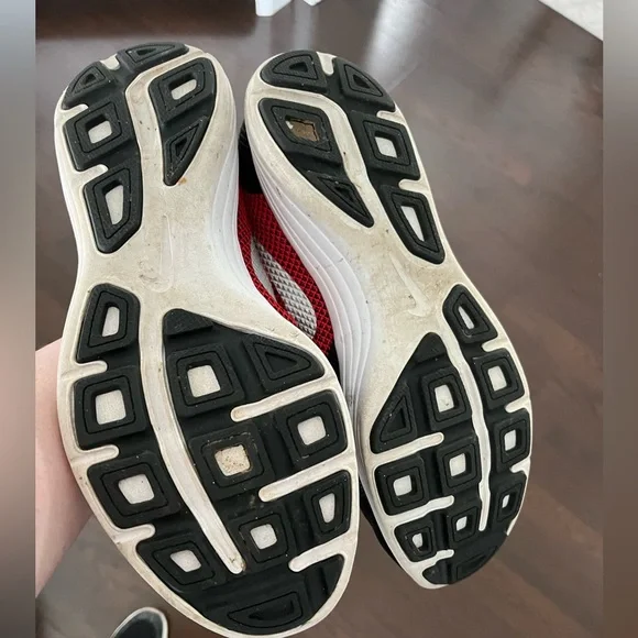 NIKES | 12 | MENS - Picture 6 of 10